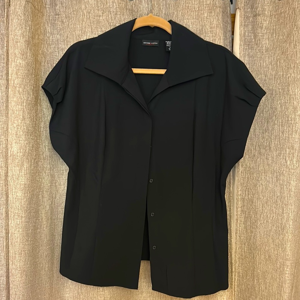 NY & Co black shirt with half sleeves and oversized collar size14